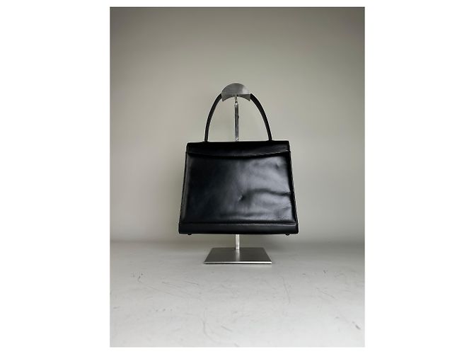 Vintage Givenchy Handtasche aus glattem Leder Schwarz Gold - Ansicht 13