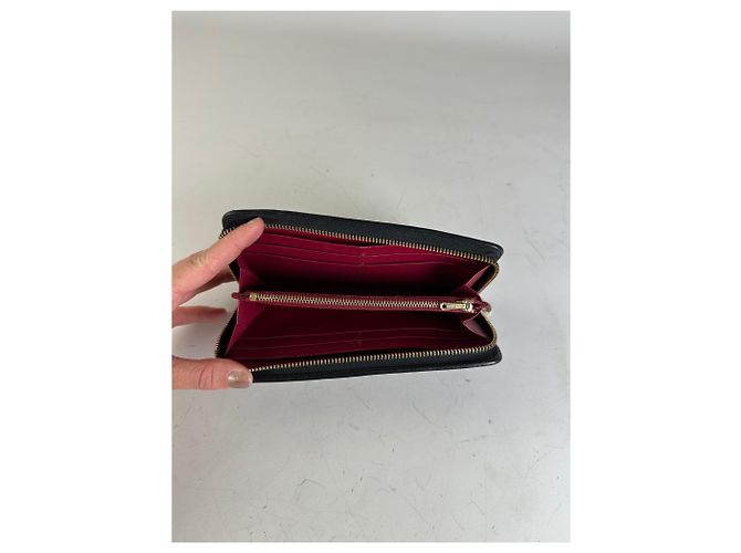 Vintage Loewe Textured Leather Wallet Black Gold Zip - view 3