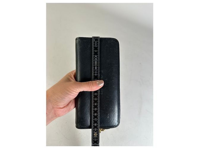 Vintage Loewe Textured Leather Wallet Black Gold Zip - view 8