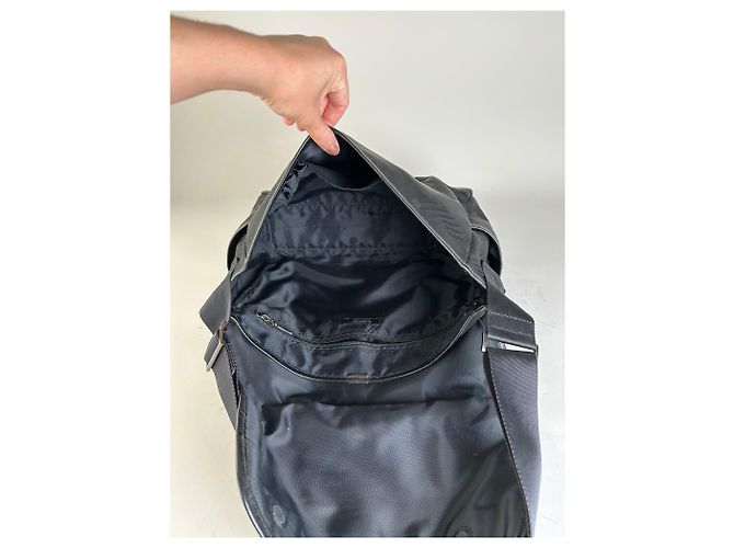 Vintage Burberry Nylon Schultertasche Schwarz Silber - Ansicht 3