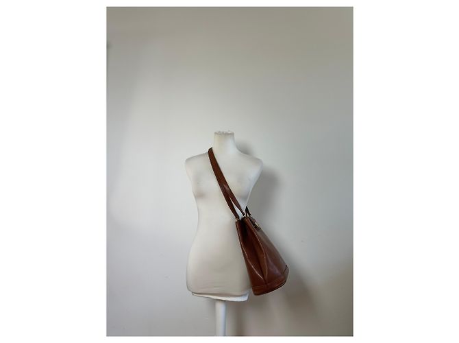 Vintage Courreges Schultertasche aus strukturiertem Leder Rust Gold Rot - Ansicht 9