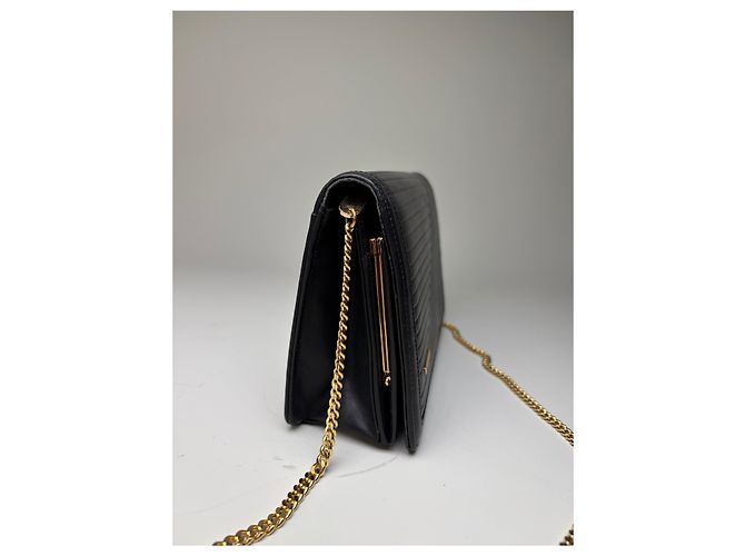 Clutch Vintage Givenchy in Pelle con Catena Nero Oro - vista 10