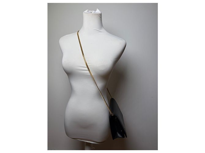 Clutch Vintage Givenchy in Pelle con Catena Nero Oro - vista 5