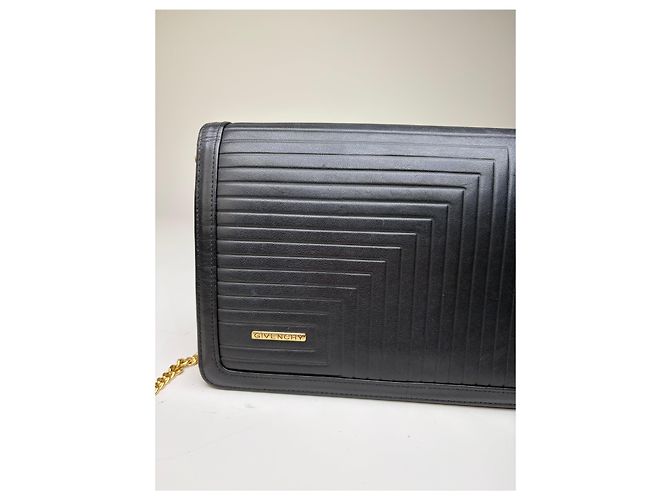 Clutch Vintage Givenchy in Pelle con Catena Nero Oro - vista 9