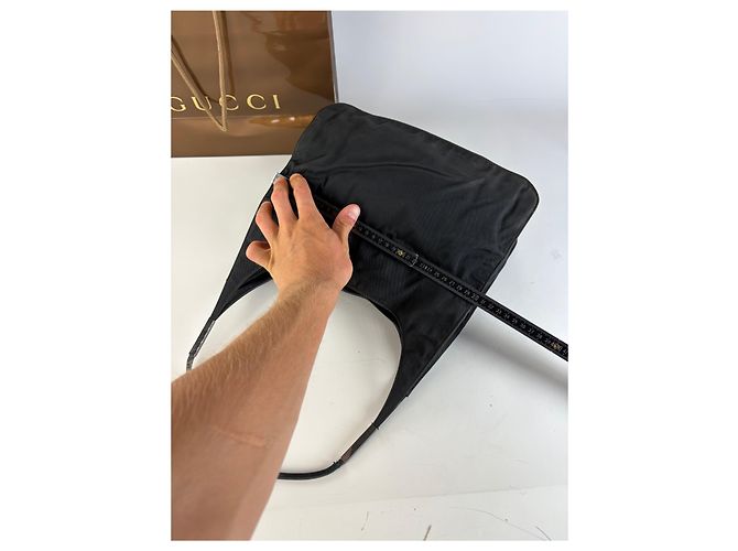 Vintage Gucci Nylon Schultertasche Schwarz Silber - Ansicht 10