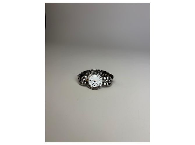 Vintage Courreges Armbanduhr aus Edelstahl Silber Weiß - Ansicht 2
