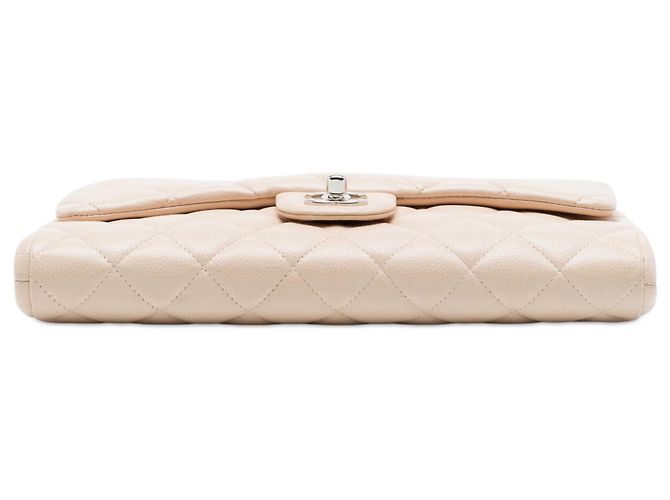 Clutch Chanel trapuntata in caviale beige con tracolla a catena - vista 3