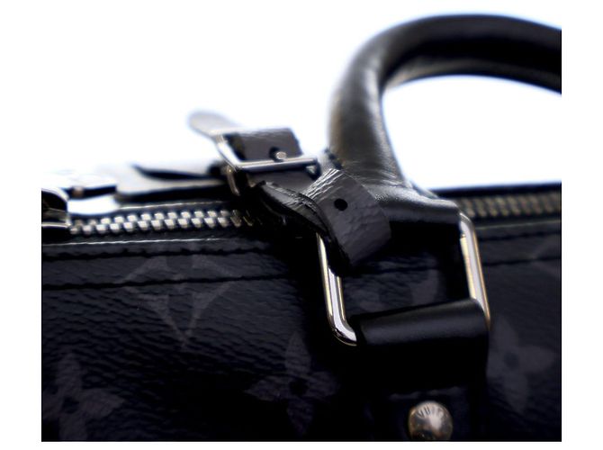 Borsa Keepall Bandouliere 25 Louis Vuitton Monogram Eclipse Reverse Nera Nero - vista 12