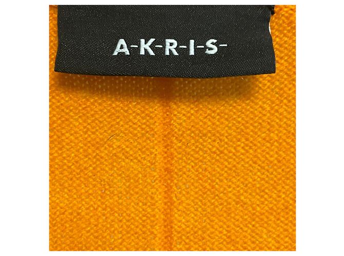 Akris Orange Kaschmir-Strickpullover mit langen Ärmeln und V-Ausschnitt - Ansicht 4