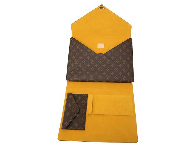 Bolso Clutch Louis Vuitton Monogram Mark Folder Marrón Castaño - vista 6