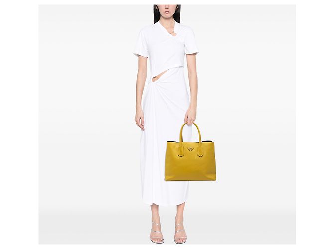 Bolso Double Satchel Prada Medium de Cuero Saffiano Amarillo - vista 6