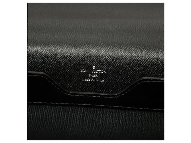 Borsa da lavoro Louis Vuitton Taiga Robusto 1 Nera Nero - vista 5