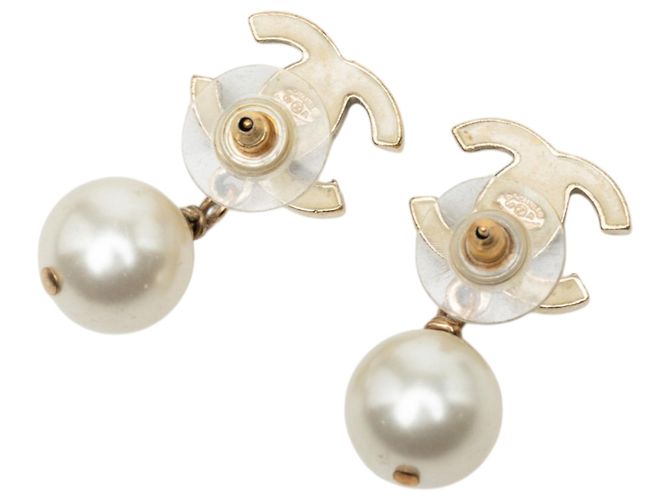 Orecchini Chanel CC placcati oro con smalto, perle finte e strass, chiusura a pressione D'oro - vista 2
