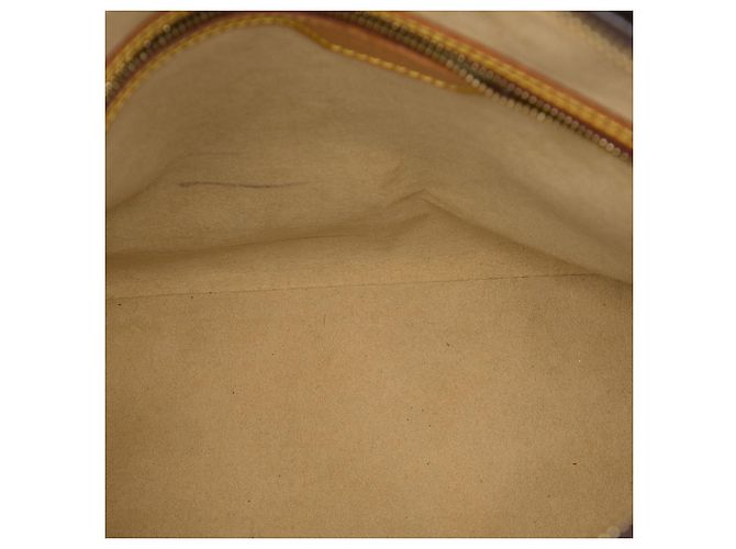 Borsa a tracolla Louis Vuitton Monogram Looping GM Marrone - vista 4