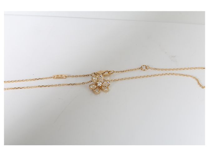 Pendente Frivole Mini Modello in Oro Giallo e Diamanti Van Cleef & Arpels - vista 4