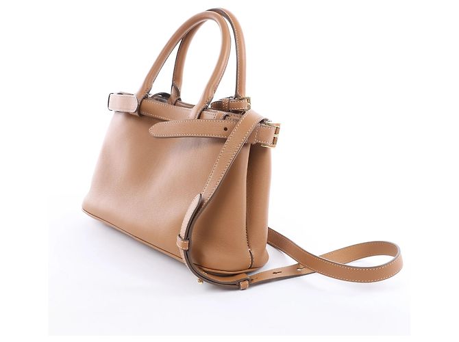 mala de mão 2Way Small em couro granulado macio com fivela Prada, Brown 1BA418 Marrom - vista 4