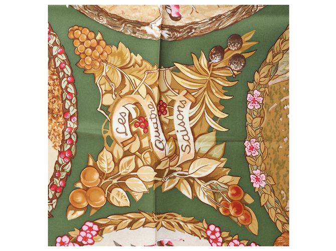 Hermès Carré 90 "Les Quatre Saisons" Seidentuch in Grün - Ansicht 11