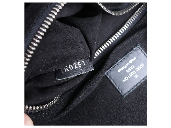 Zaino Louis Vuitton Christopher PM in pelle Epi Nero M50159 - vista 12