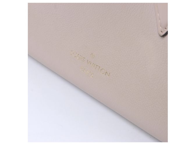 Louis Vuitton On My Side PM Monogram x Leather in Beige×Brown M57729 - vista 5