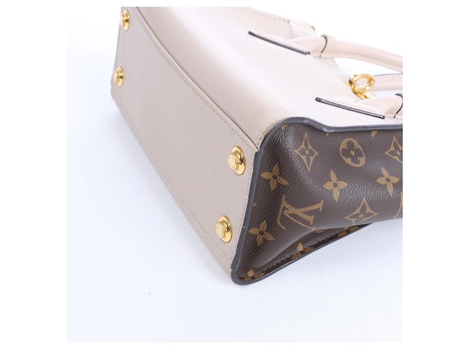 Louis Vuitton On My Side PM Monogram x Leather in Beige×Brown M57729 - vista 8