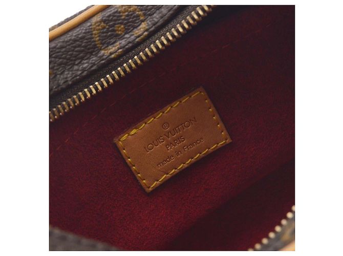 Louis Vuitton Croissant Monogram Canvas PM Marrone - vista 4