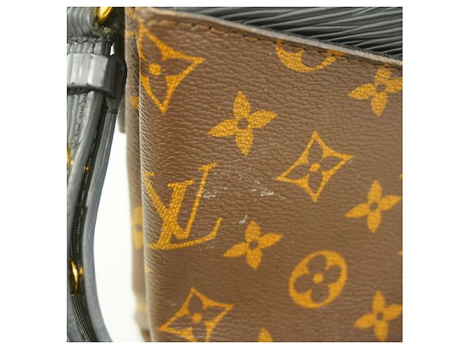 Borsa a tracolla Louis Vuitton Monogram Saint Michel Marrone Nero - vista 7