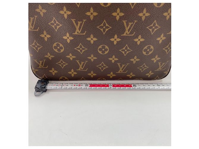 Borsa a tracolla Louis Vuitton Looping GM Marrone - vista 4