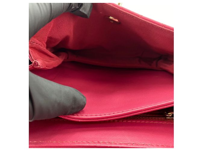 Borsa a tracolla Chanel Matelassé in rosa - vista 11