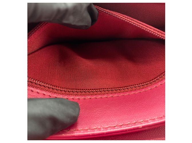 Borsa a tracolla Chanel Matelassé in rosa - vista 13