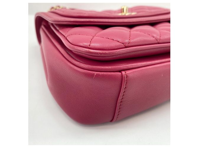 Borsa a tracolla Chanel Matelassé in rosa - vista 6