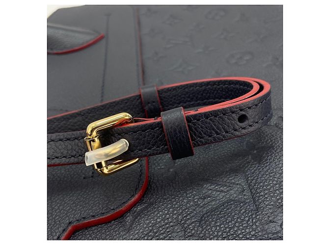 Borsa Louis Vuitton Pont Neuf MM in Navy Blu navy - vista 15