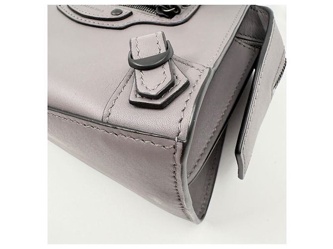 Everyday Borsa Balenciaga Neo Classic Mini Marrone - vista 9
