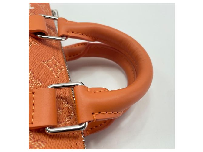 Borsa Louis Vuitton Keepall Bandoulière 25 Arancione - vista 10