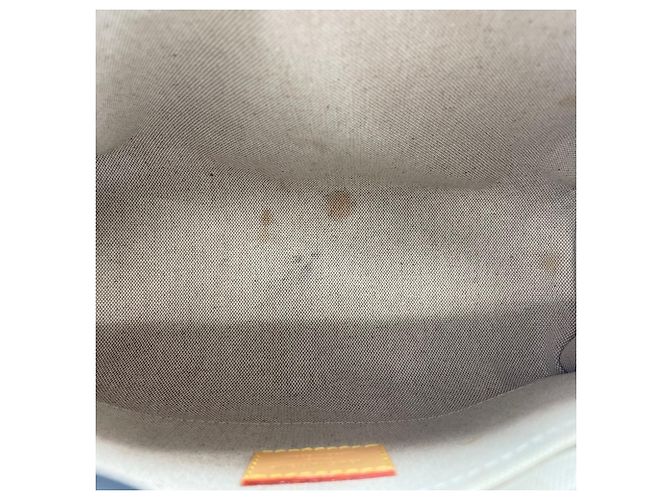 Borsa Louis Vuitton Keepall Bandoulière 25 Arancione - vista 11