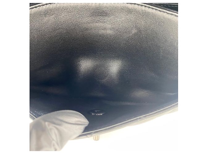 Borsa a tracolla Chanel Matelassé 23 Nero - vista 11