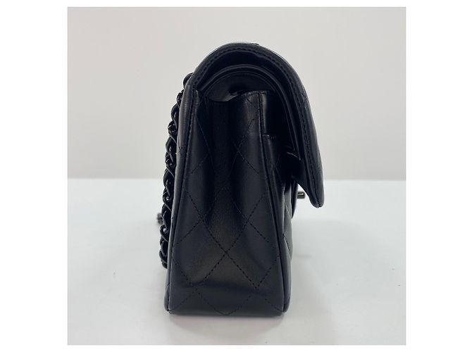 Borsa a tracolla Chanel Matelassé 23 Nero - vista 6