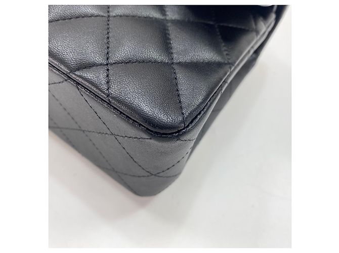 Borsa a tracolla Chanel Matelassé 23 Nero - vista 9