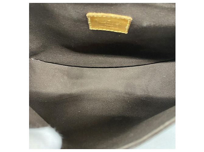 Borsa a tracolla Louis Vuitton Monogram Menilmontant PM Marrone - vista 4