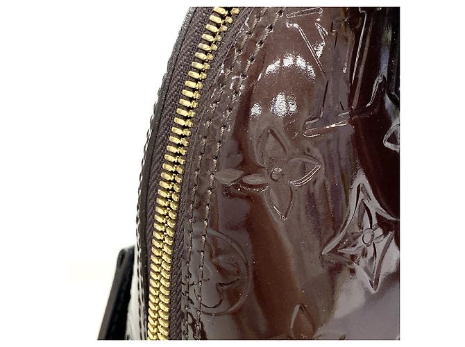 Borsa Louis Vuitton Alma BB Vernis Bordò - vista 7