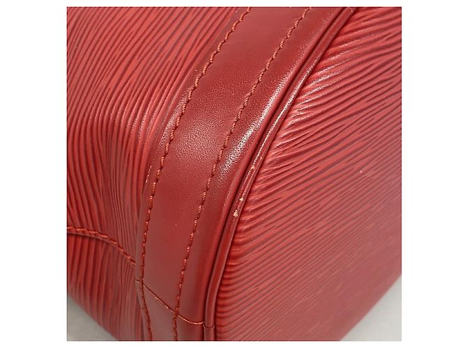 Borsa Tote Louis Vuitton Epi Bucket PM Rosso - vista 6
