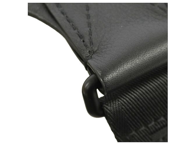 Sac banane Louis Vuitton Monogram Shadow Rush Noir - vue 7