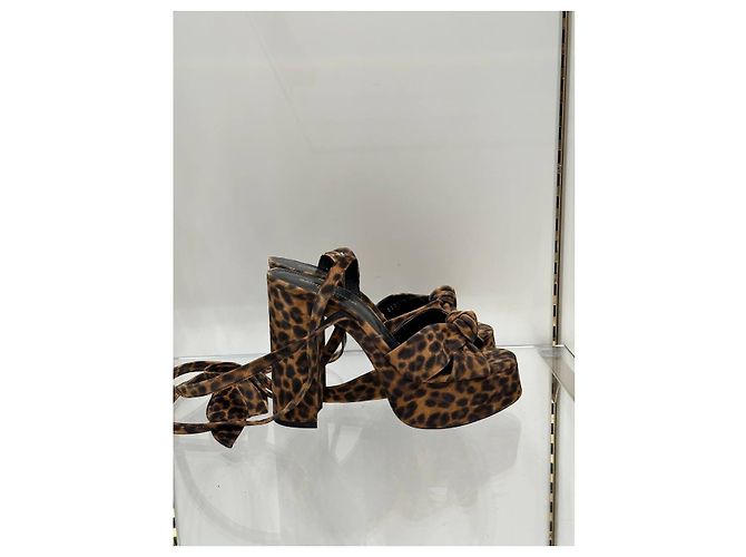 Saint Laurent Bianca Leopard Suede Platform Heels Sz.38 usato - vista 6