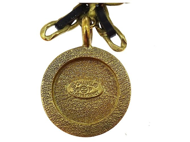 Pendente a medaglione rotondo vintage Chanel in metallo - vista 3