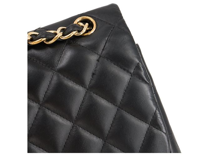 CHANEL - Borsa a tracolla Classic/Timeless Jumbo Chanel in pelle liscia nera Nero - vista 6