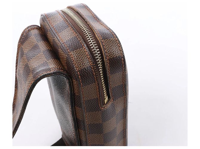Borsa a tracolla Louis Vuitton Geronimos Damier Ebene in marrone N51994 Rosso - vista 5