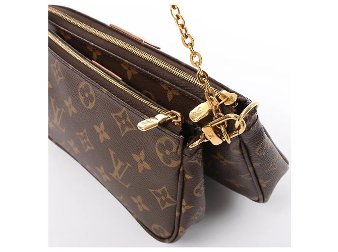 Borsa Louis Vuitton Multi Pochette Accessoires Monogram Canvas in Brown Marrone - vista 4