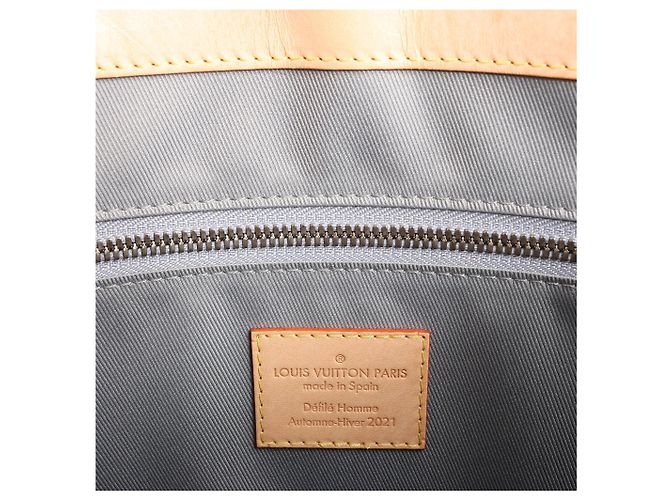 Louis Vuitton Sac Plat Limited Edition Monogram Mirror Handbag in Silver M45884 Gris - vista 8