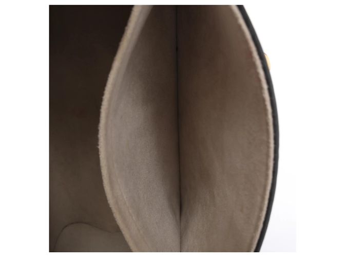 Borsa a tracolla Louis Vuitton Twist MM in pelle Epi Blu M50271 Beige - vista 13
