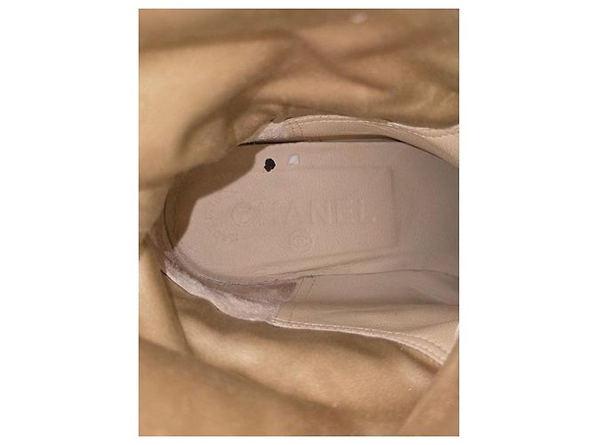 Chanel Brown Leather Heeled Ankle Boots - Size 38.5 Pre-owned - view 6