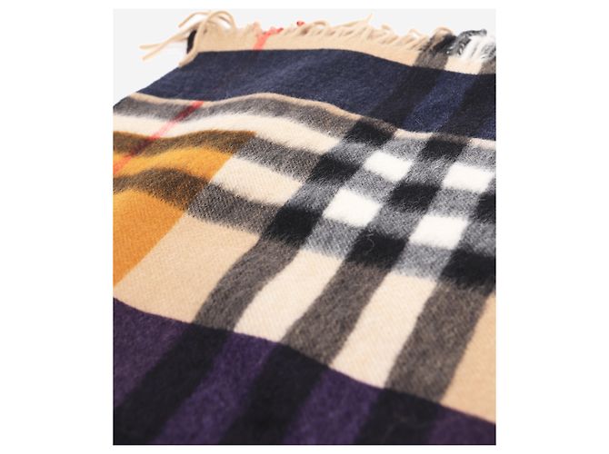 Burberry Sciarpa classica a quadri in cashmere marrone - vista 3